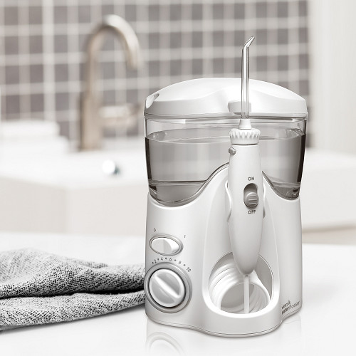 Ирригатор Waterpik WP-100EU Ultra белый